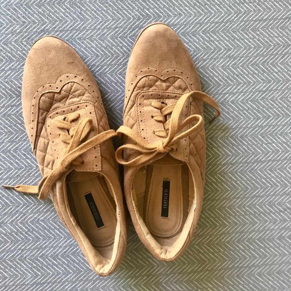 Women’s Suede Tan Wingtip Oxfords